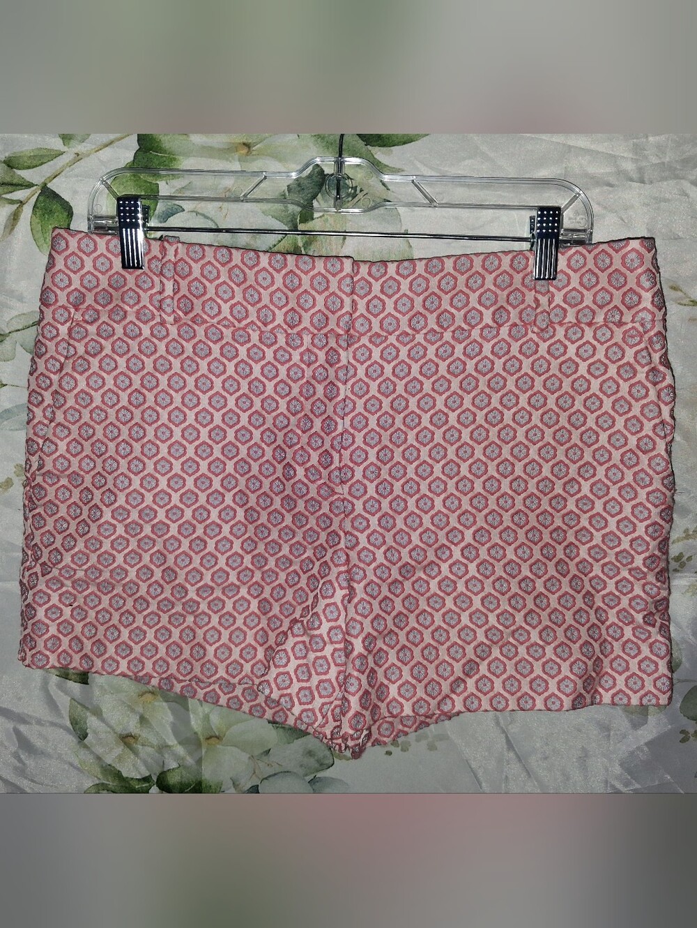 ($3Bundled) LOFT Pink Embroidered Shorts